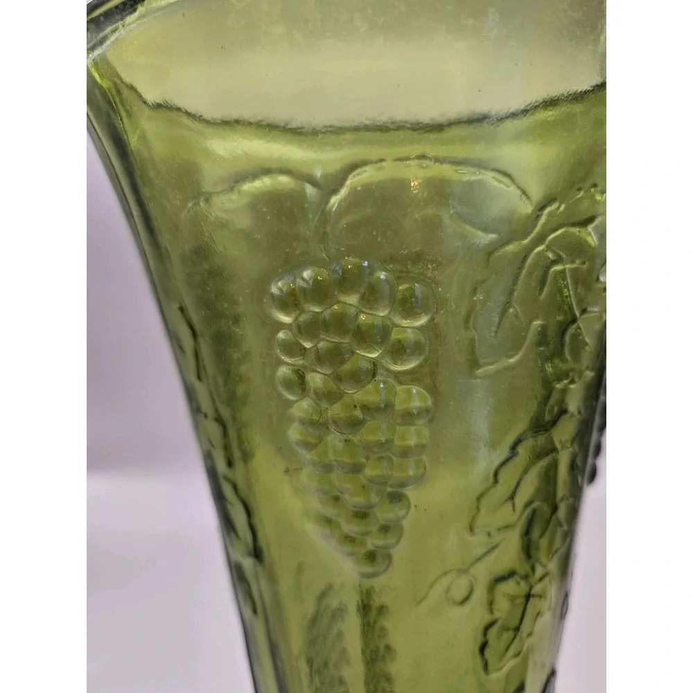Vintage MCM Vase Green Glass Pedestal‎ Indiana Pressed Depression Glass 70's